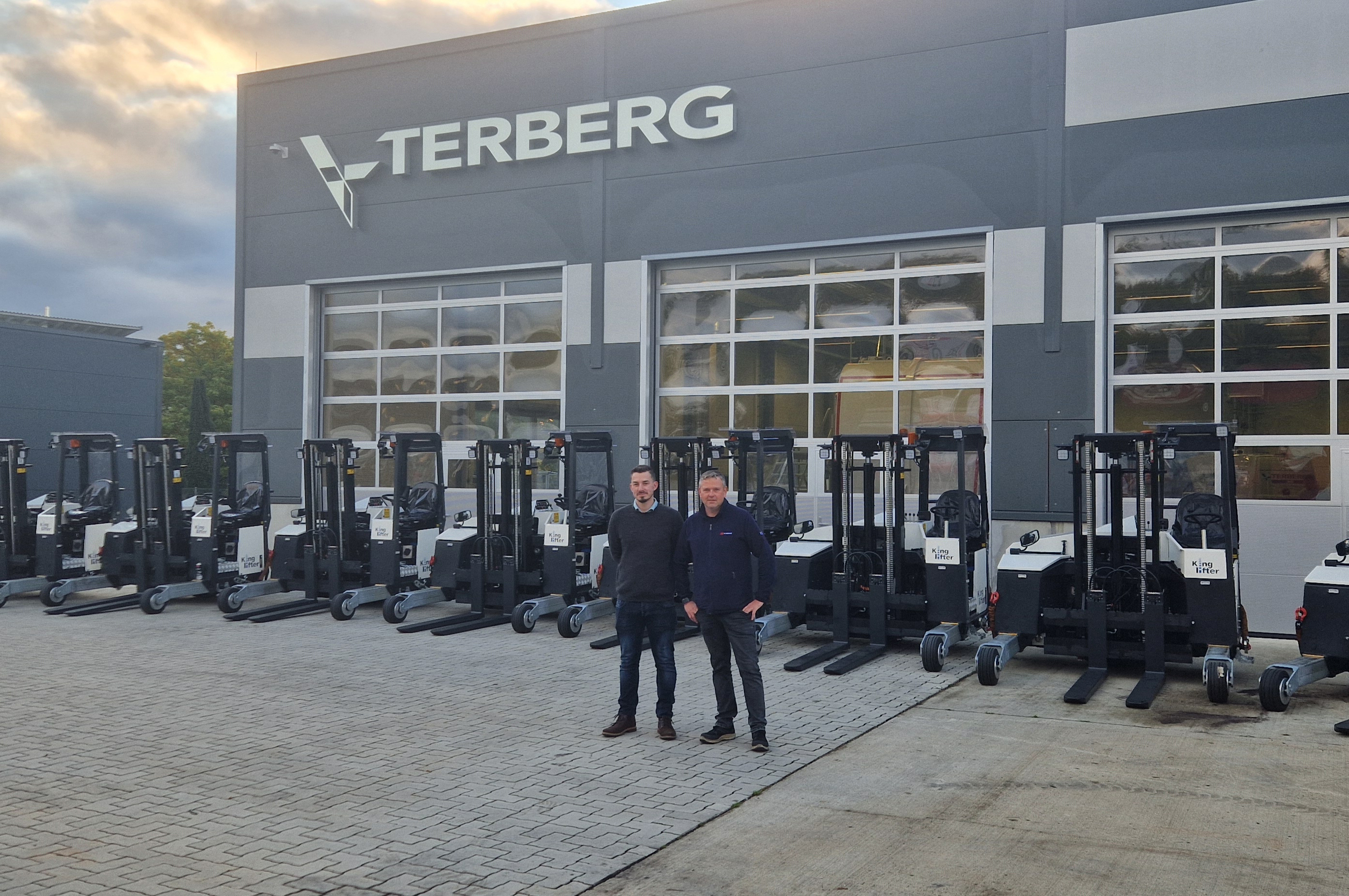 Terberg Kinglifter liefert 9 neue Kinglifter an DB Schenker